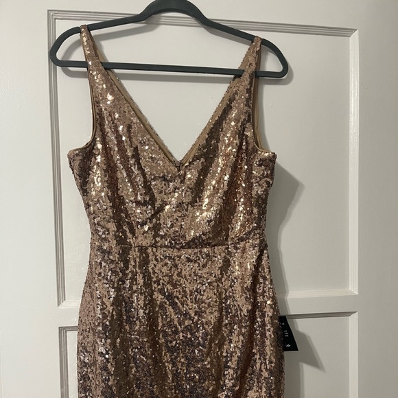 Lulus Champagne body-con sequin dress! - Picture 3 of 4